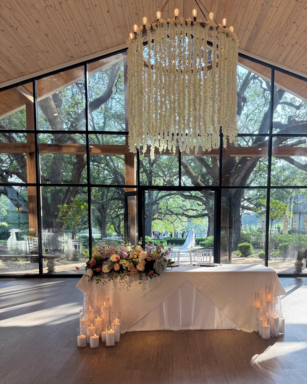 Event coordinator managing a wedding.